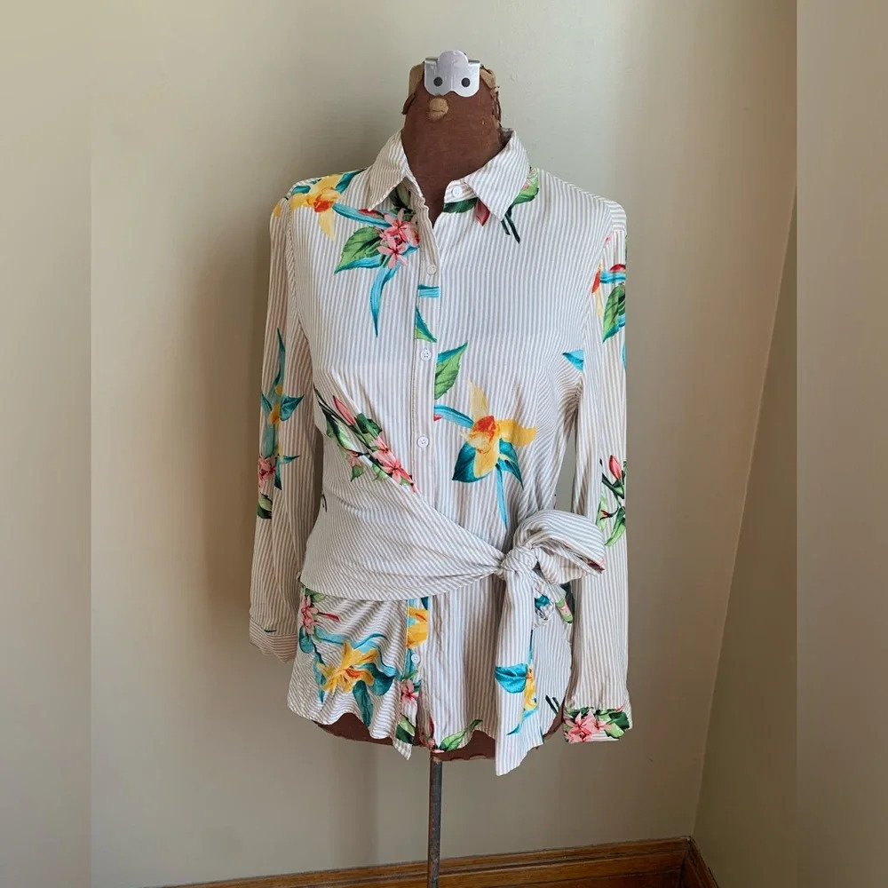 Oddy blouse, cross tie shirt, floral striped tol